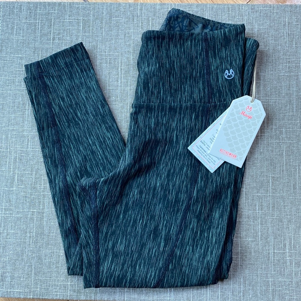 Maaji activewear dark green leggings NEW with tags XS